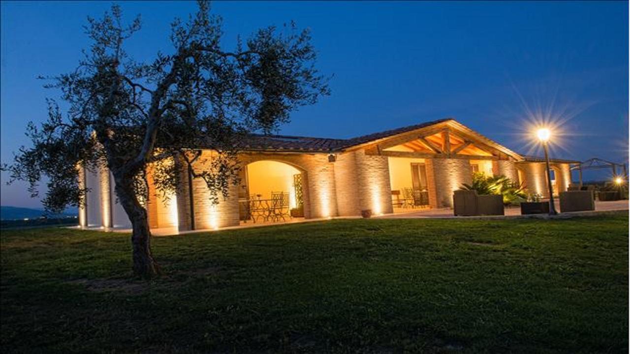 Agriturismo Deni Apartment Cenaia Ngoại thất bức ảnh