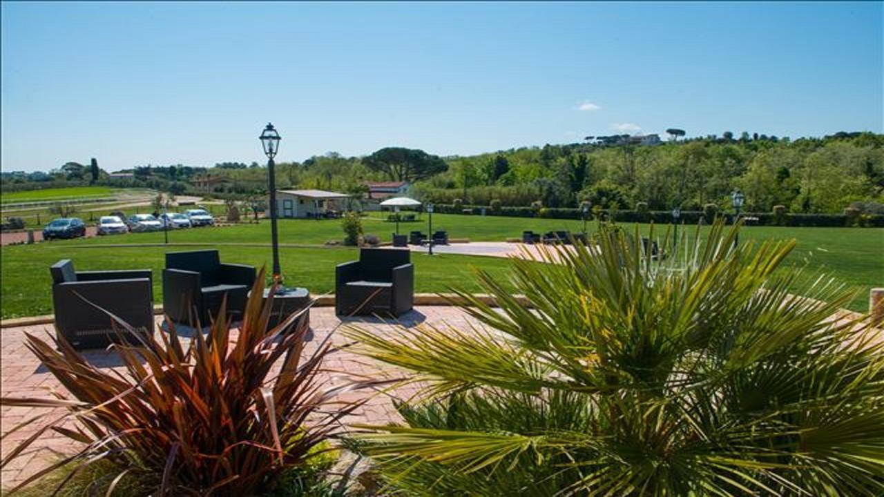 Agriturismo Deni Apartment Cenaia Ngoại thất bức ảnh